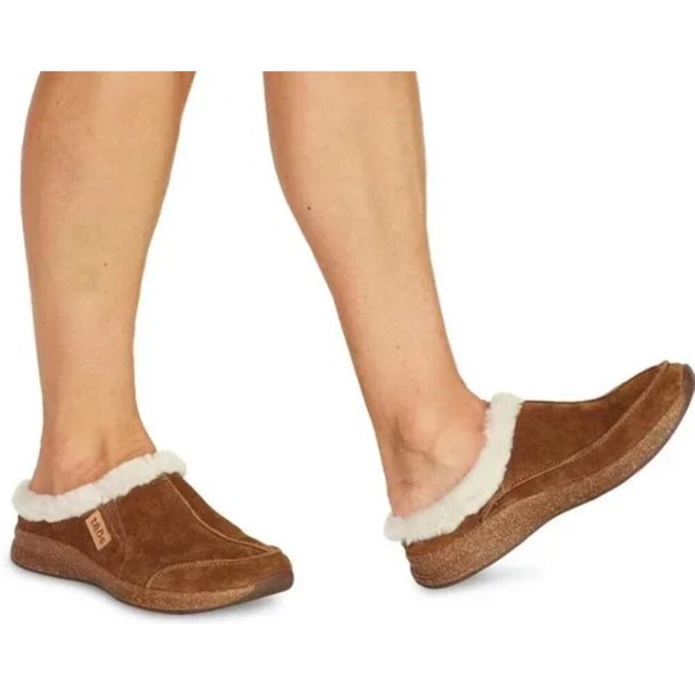 Taos Future Chestnut Suede Faux Fur Slippers Clogs Mules Size 9